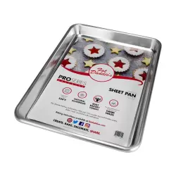 Quarter Sheet Pan by Fat Daddio's