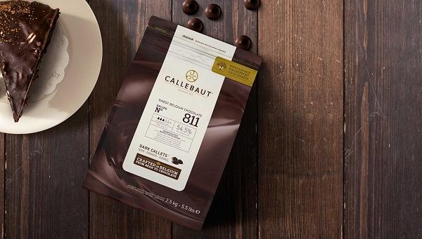 Callebaut Semi-Sweet Dark Chocolate 811 - 2.5Kg 600