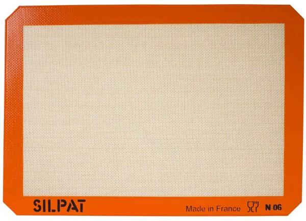 Silpat Baking Liner. Half Sheet - 11-5/8" x 16-1/2" 600