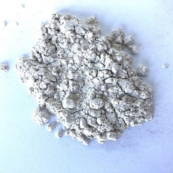 Light Silver (super pearl) Pearl Lustre Dust - 25 grams 600